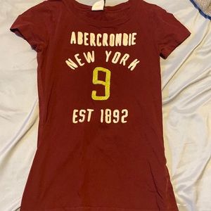 Abercrombie & Fitch maroon  Sherpa letter t shirt